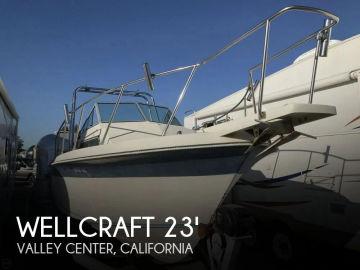 1986 Wellcraft Sportsman 230