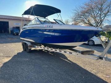 2021 Hurricane SunDeck 235 OB