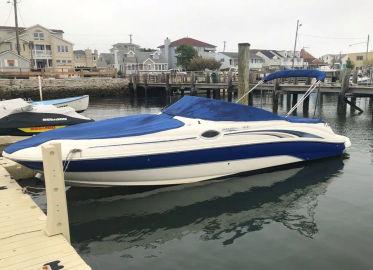 2004 Sea Ray 240 Sundeck