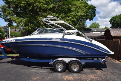 2013 Yamaha Boats 242 Limited S