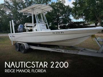 2015 NauticStar 2200 Sport