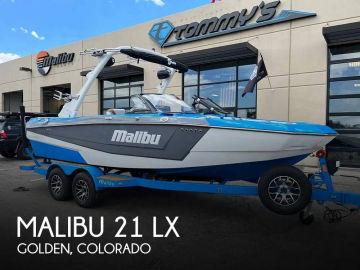 2023 Malibu 21 LX