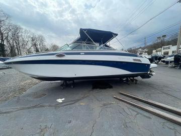 2004 Crownline 270 BR