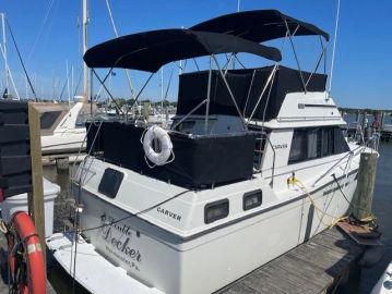 1985 Carver 3207 Aft Cabin Motor Yacht