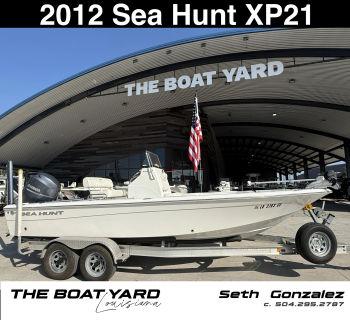 2012 Sea Hunt Bay Boat XP21