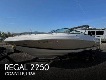 2012 Regal 2250