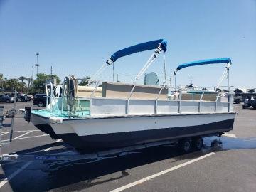 2012 American Pontoon 24