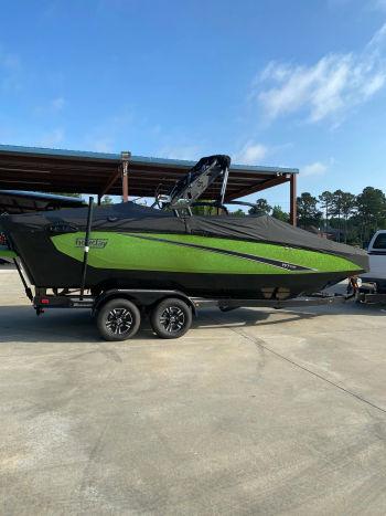 2021 Heyday Wake Boats WTSURF