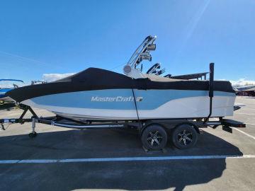 2022 Mastercraft XT24