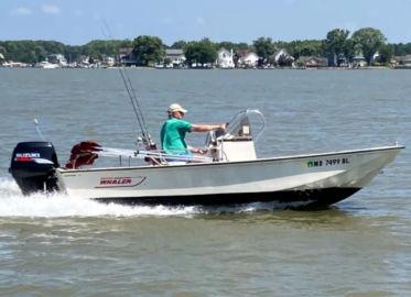 1984 Boston Whaler 17 Montauk