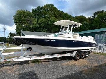 2022 Boston Whaler 270 Dauntless