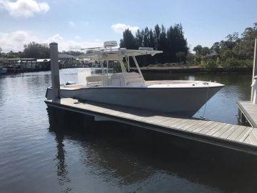 2004 Grady-White 306 Bimini