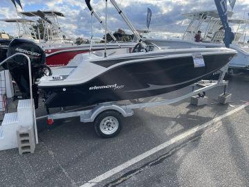 2023 Bayliner M15