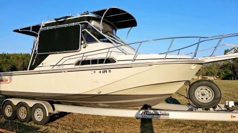 1988 Boston Whaler 27 VANTAGE