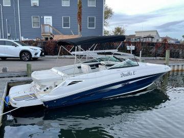 2015 Sea Ray 240 Sundeck