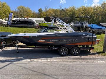 2015 Malibu Boats Wakesetter 22 MXZ