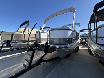 2024 Bentley Pontoons LEGACY 223 SWINGBACK W/200HP SUZUKI & YC TANDEM TRAILER