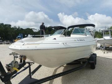 1999 Sea Ray SUNDECK 210