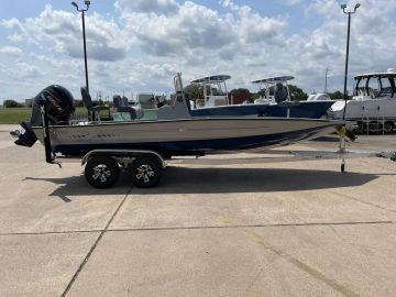 2025 Xpress Boats H22 Bay