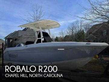 2022 Robalo R200