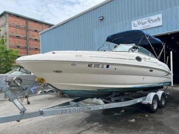 2006 Sea Ray 240 Sundeck