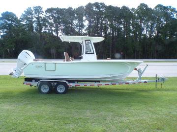 2024 SEA HUNT 239SE ULTRA