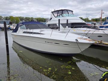 1988 Sea Ray 390 Express Cruiser