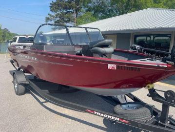 2023 Tracker Boats PRO GUIDE V-175 WT