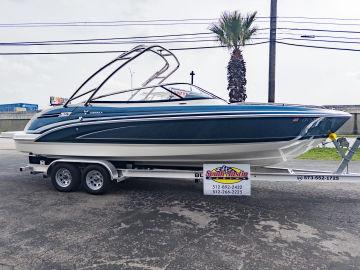 2021 Formula 240 Bowrider