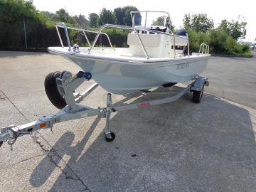 2022 Boston Whaler 150 Montauk