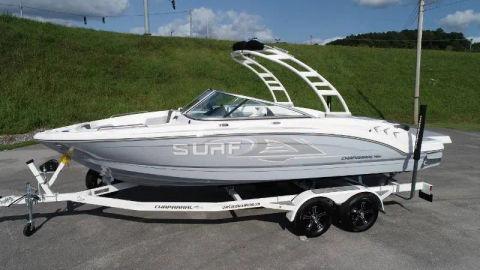 2023 Chaparral 23 Surf