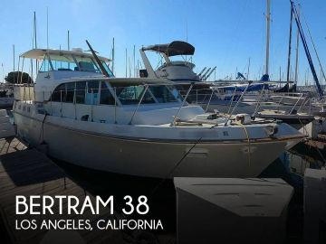 1970 Bertram 38 Salon Double Cabin