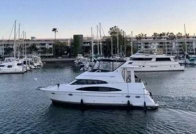 2000 Carver 396 Motor Yacht