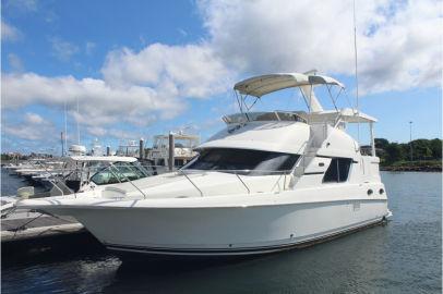 2000 Silverton 392 Aft Cabin