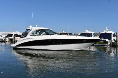 2010 Cruisers Yachts 390 Sports Coupe