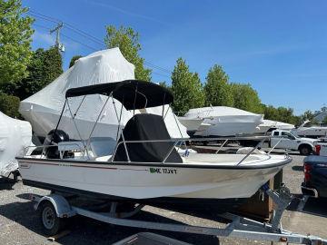 2011 Boston Whaler Montauk 19