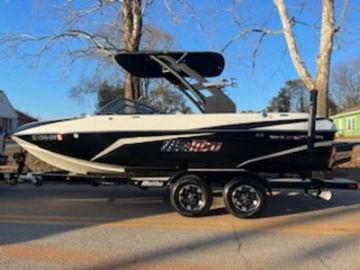 2019 Malibu Boats 21 VLX