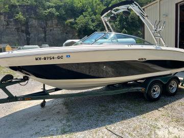 1999 Sea Ray 120 Signature