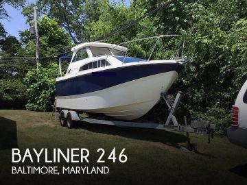 2009 Bayliner 246 Discovery