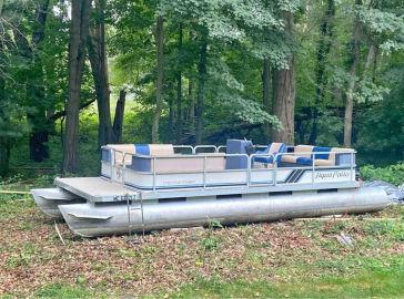 1986 AQUA PATIO Excuative Cruiser