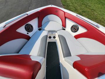 2021 Mastercraft XT23