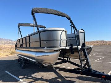 2024 Bentley Pontoons 220 QUAD SWINGBACK