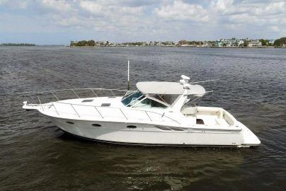 1998 Tiara Yachts 3500 Open