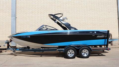 2008 MALIBU 23 LSV