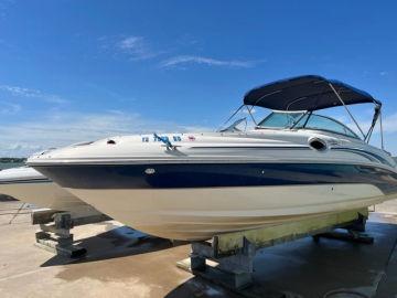 2004 Sea Ray 240 Sundeck