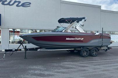 2024 MasterCraft XT25