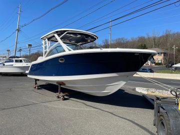 2024 Robalo R317 Dual Console