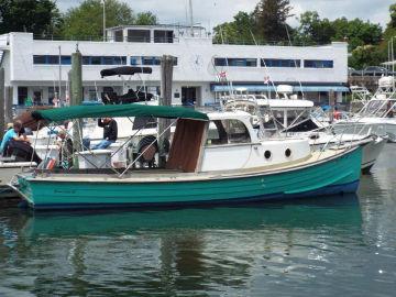 1982 Grover 28 Downeast