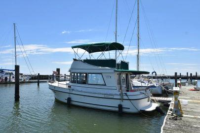 2001 Camano 31 Trawler