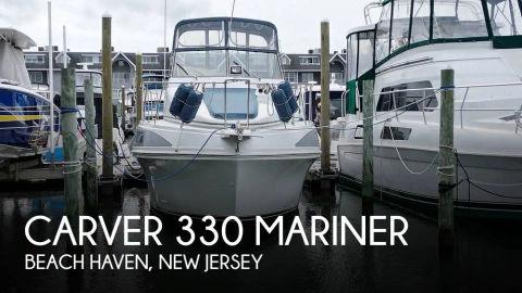 1996 Carver 330 Mariner